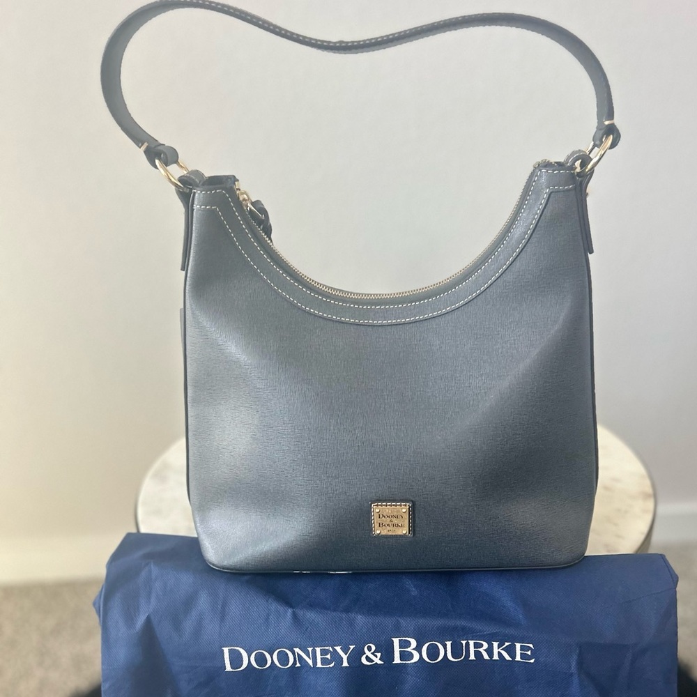 Dooney & Bourke Leather Bag | Classic Minimalist | Everyday designer |NWT - Picture 3 of 9